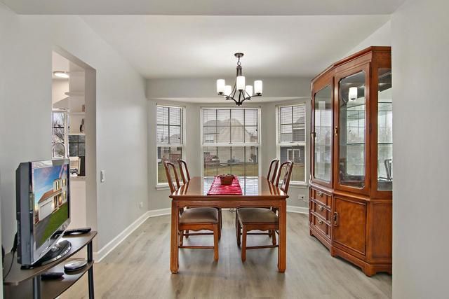 962 Annadale Drive, Elgin, IL 60123