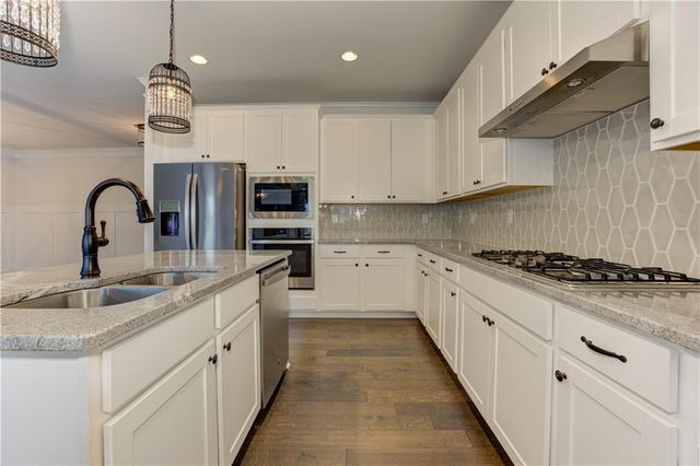 132 Brayden Park Drive, Canton, GA 30115