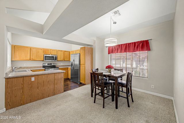 2801 N LITCHFIELD Road 17, Goodyear, AZ 85395