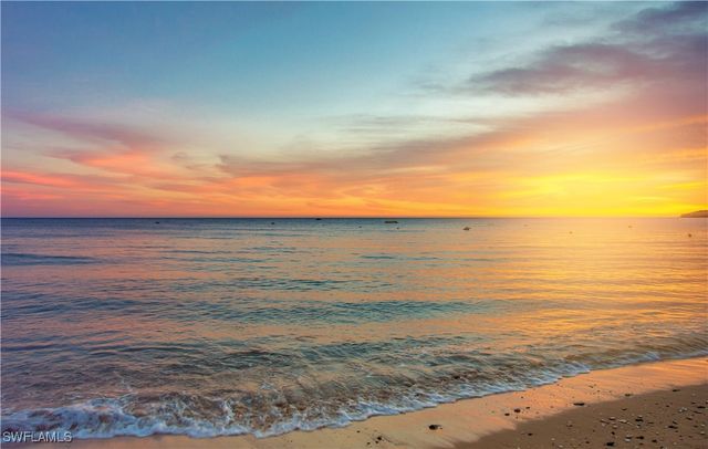 699 110th AVE Unit A, Naples, FL 34108