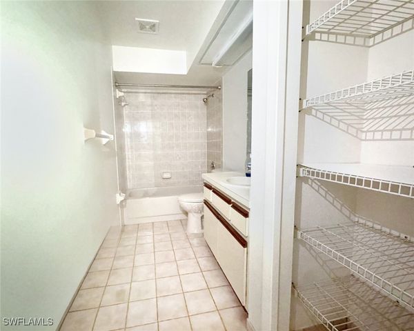 699 110th AVE Unit A, Naples, FL 34108