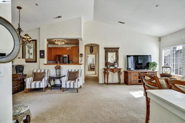 5658 5658 Belleza Drive, Pleasanton, CA 94588