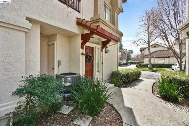 5658 5658 Belleza Drive, Pleasanton, CA 94588