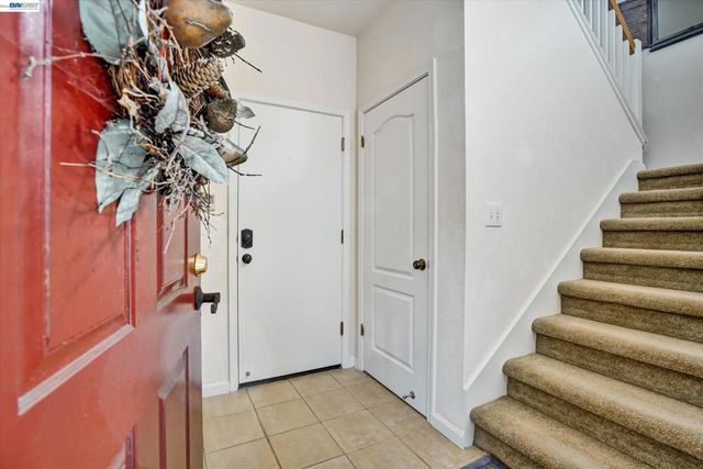 5658 5658 Belleza Drive, Pleasanton, CA 94588