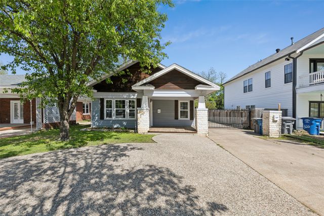 318 S Montreal Avenue, Dallas, TX 75208