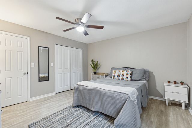 318 S Montreal Avenue, Dallas, TX 75208