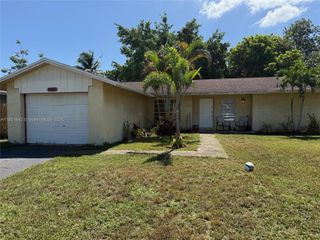 4020 NW 93rd Way, Sunrise, FL 33351