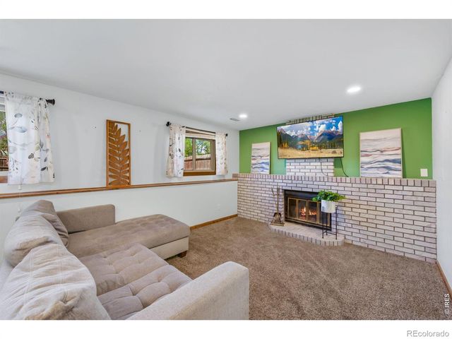 343 Hawthorn Drive, Loveland, CO 80538