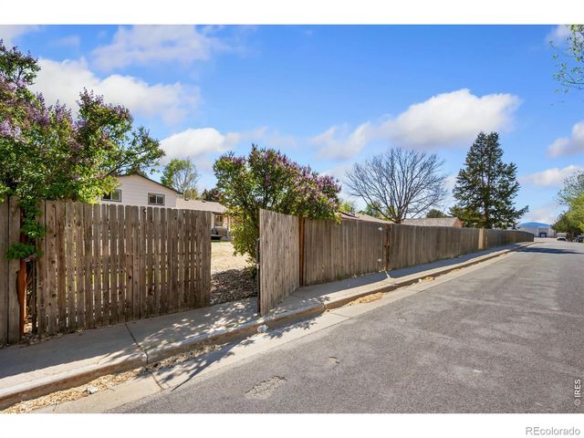 343 Hawthorn Drive, Loveland, CO 80538