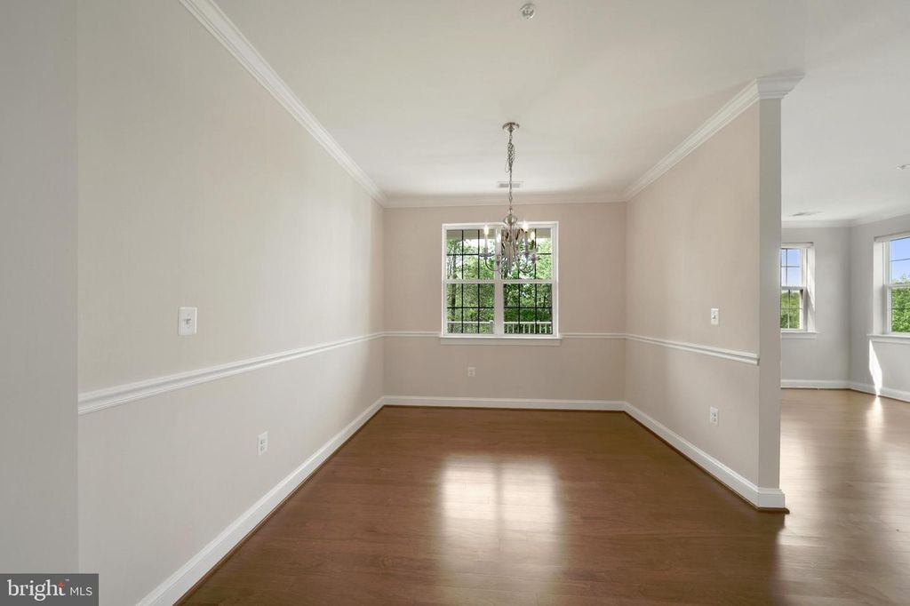 Image 8 of property listing at 901 MACPHAIL WOODS XING #3D, Bel Air, MD 21015