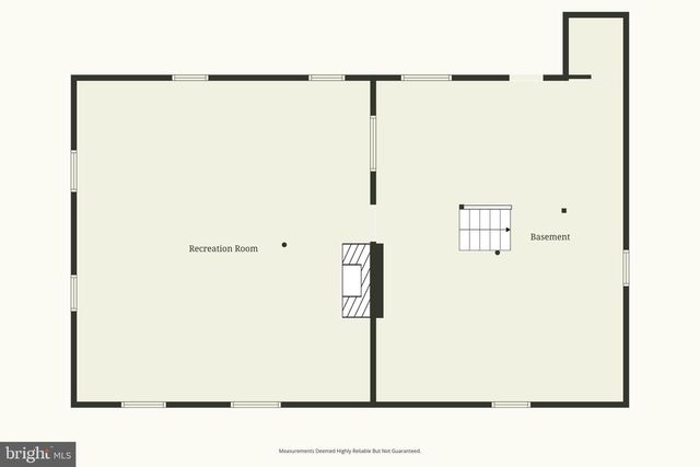 632 E FARMERSVILLE RD, New Holland, PA 17557