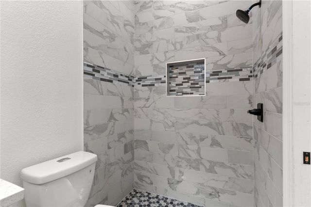 1421 35TH STREET S, St Petersburg, FL 33711