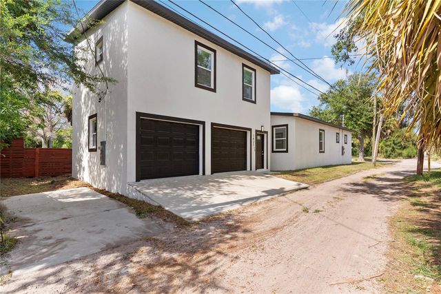 1421 35TH STREET S, St Petersburg, FL 33711