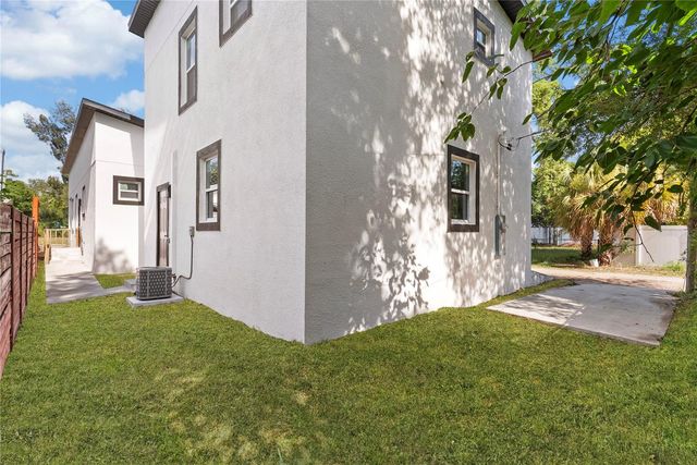 1421 35TH STREET S, St Petersburg, FL 33711