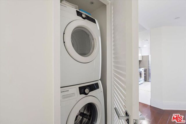 147 N Berendo Street 202, Los Angeles, CA 90004