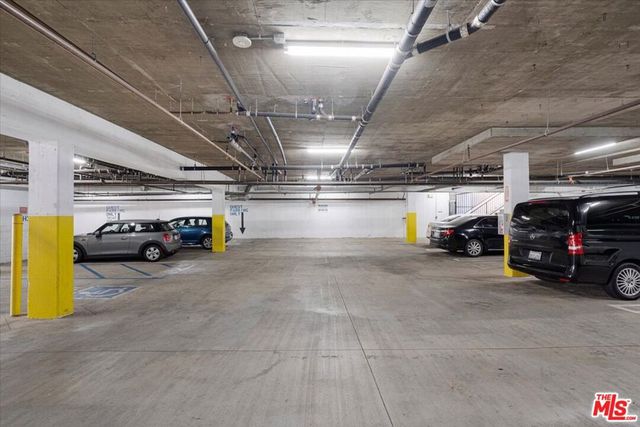 147 N Berendo Street 202, Los Angeles, CA 90004