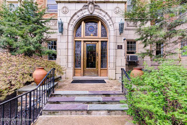 2140 Bonnycastle Ave 3E, Louisville, KY 40205