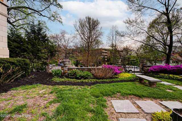 2140 Bonnycastle Ave 3E, Louisville, KY 40205