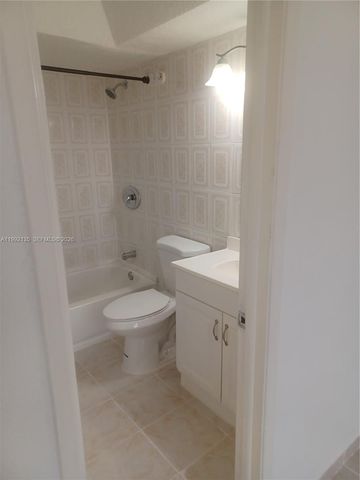 8004 SW 149th Ave C110, Miami, FL 33193