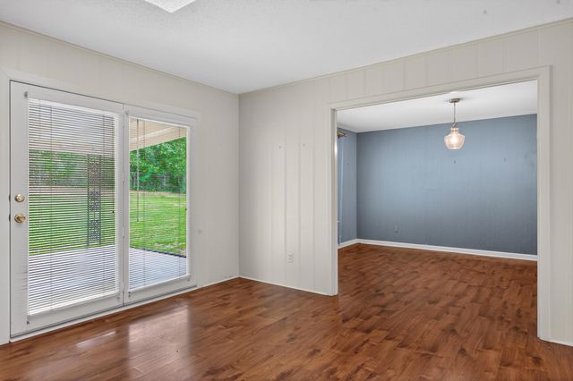 2102 Hughey Dr., Longview, TX 75601