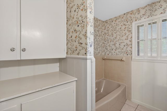 2102 Hughey Dr., Longview, TX 75601