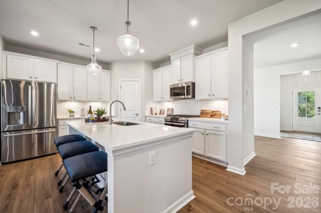 4232 Vista Pine Drive, Charlotte, NC 28215