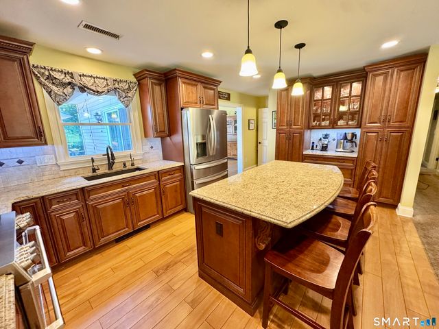 12 Benson Drive, Danbury, CT 06810