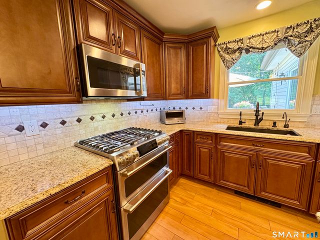 12 Benson Drive, Danbury, CT 06810