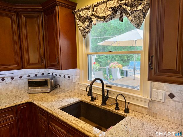 12 Benson Drive, Danbury, CT 06810