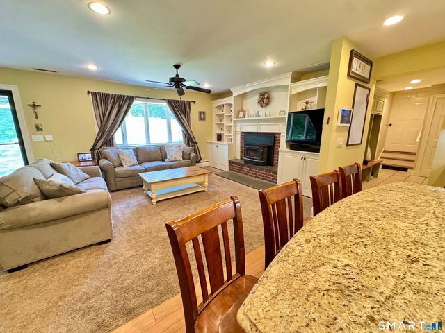 12 Benson Drive, Danbury, CT 06810