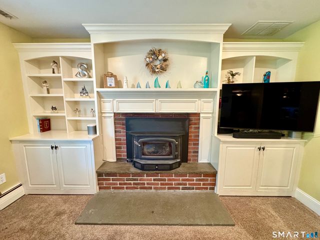 12 Benson Drive, Danbury, CT 06810