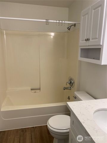 17620 17622 30th Avenue Ct E, Tacoma, WA 98387