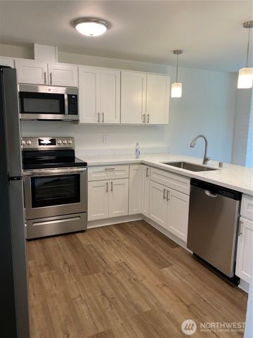 17620 17622 30th Avenue Ct E, Tacoma, WA 98387