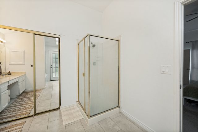 6400 Betsy Ross Drive, Arlington, TX 76002