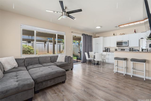 91-1200 Keaunui Drive 622, Ewa Beach, HI 96706