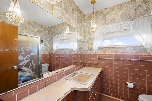 4601 Royal Palm Ave, Miami Beach, FL 33140