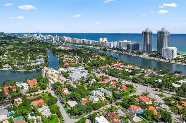 4601 Royal Palm Ave, Miami Beach, FL 33140