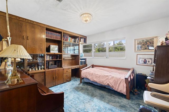 4601 Royal Palm Ave, Miami Beach, FL 33140