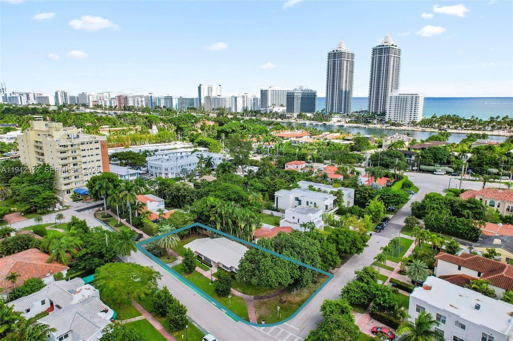 4601 Royal Palm Ave, Miami Beach, FL 33140