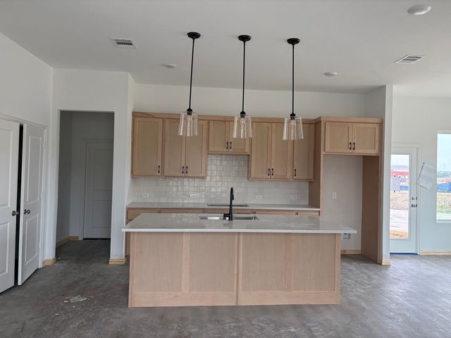 725 Kerrville, Plano, TX 75075