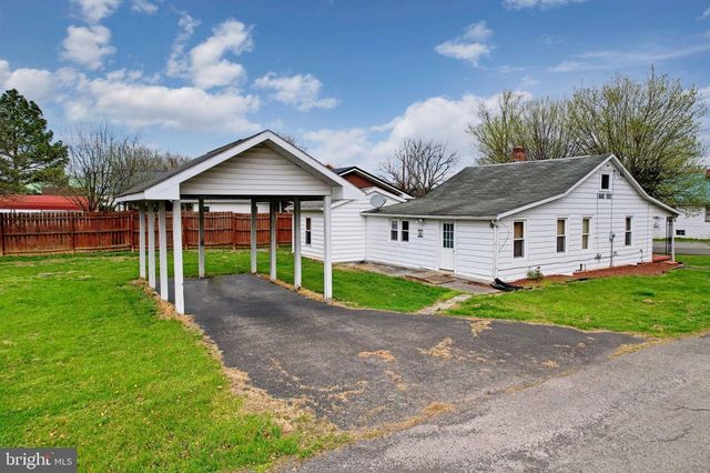715 CHARLES STREET, Romney, WV 26757