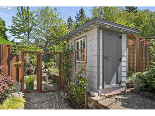 7632 Se 108TH Ct, Portland, OR 97266