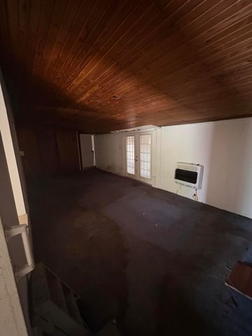 220 N Poe Street, San Angelo, TX 76903