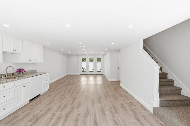 66 Pine Valley Dr 66 aka 27A, Falmouth, MA 02540