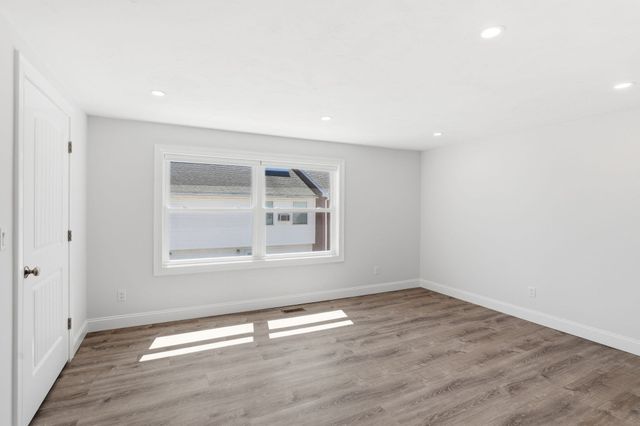 66 Pine Valley Dr 66 aka 27A, Falmouth, MA 02540
