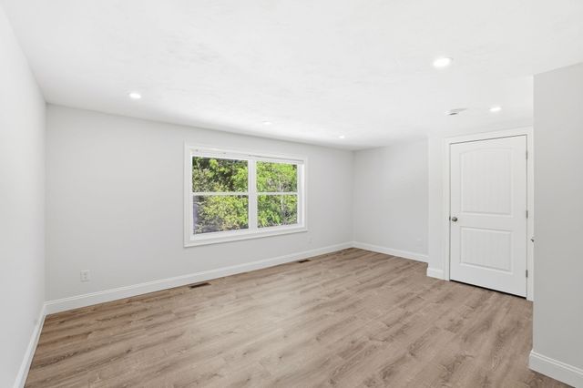 66 Pine Valley Dr 66 aka 27A, Falmouth, MA 02540