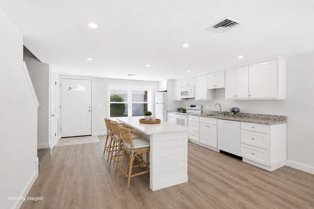 66 Pine Valley Dr 66 aka 27A, Falmouth, MA 02540