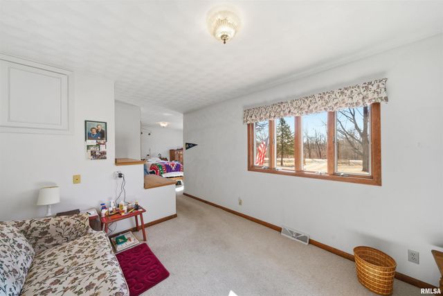 23632 SPRING CREEK Road, Washington, IL 61571