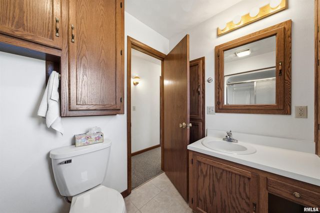 23632 SPRING CREEK Road, Washington, IL 61571