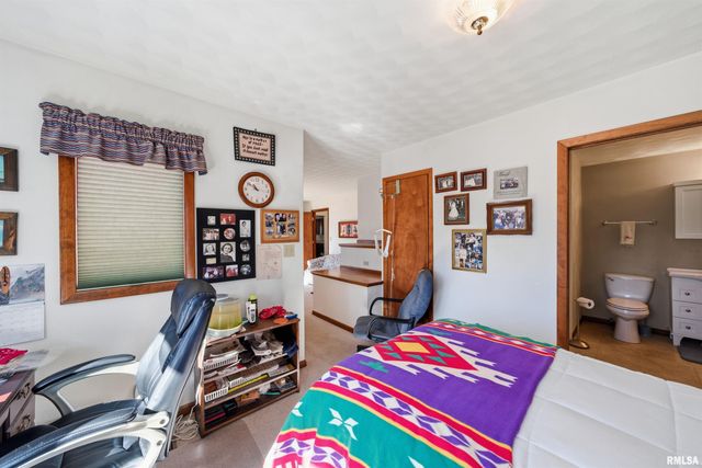 23632 SPRING CREEK Road, Washington, IL 61571